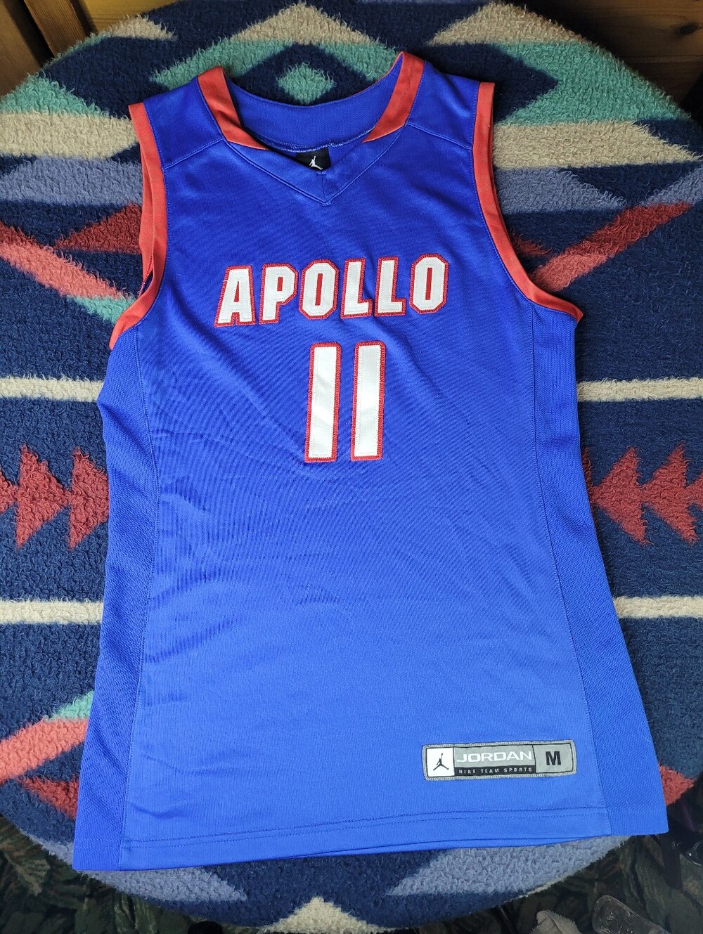 Jordan Brand Apollo Eagles St Cloud MN Basketball Jersey #11 Size Medium